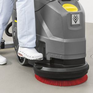 Fregadora, lavadora de pisos industrial BD 43/35 C Ep UL de Karcher