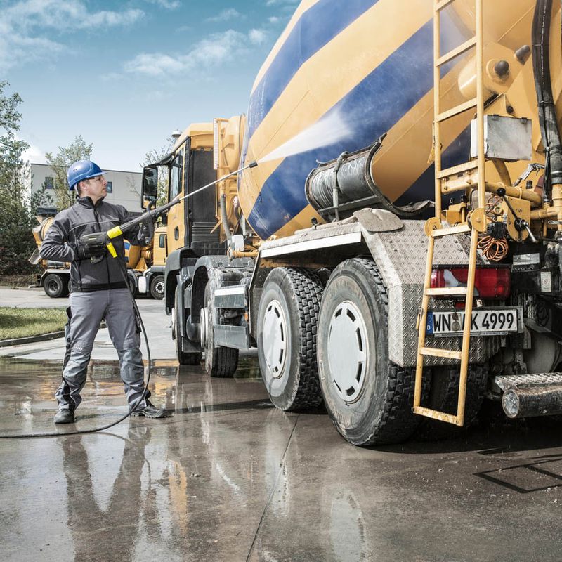 Hidrolavadora-de-agua-caliente-a-gasolina-HDS-801-B